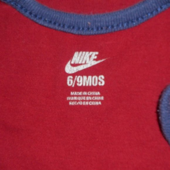 Nike onsie - Picture 3 of 4